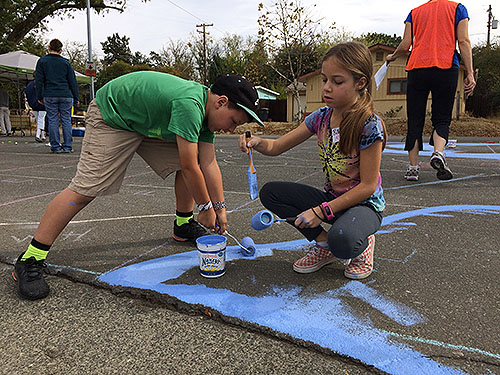 painting blue streams of water